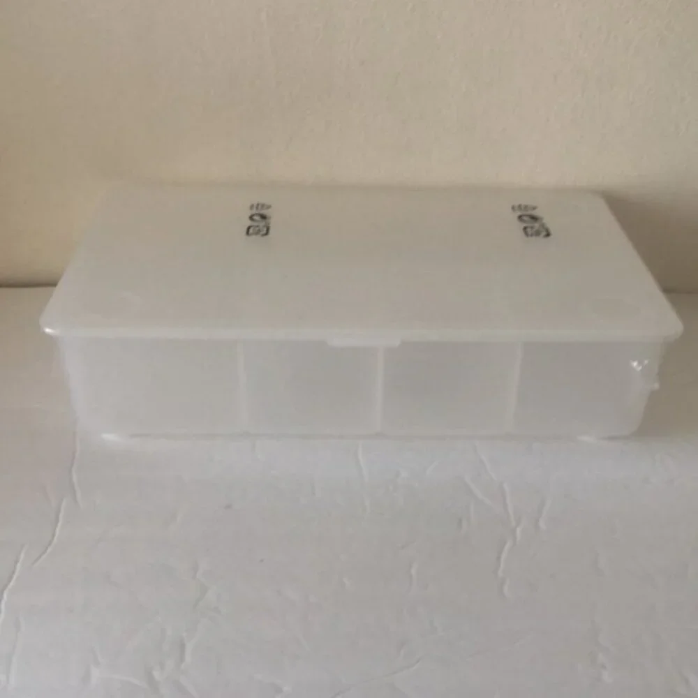 Glis Plastic container box with a lid transparent